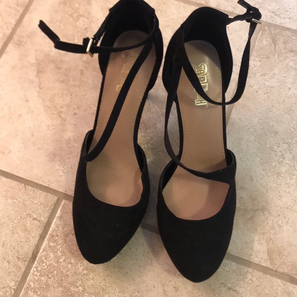 Black heels! Worn once!